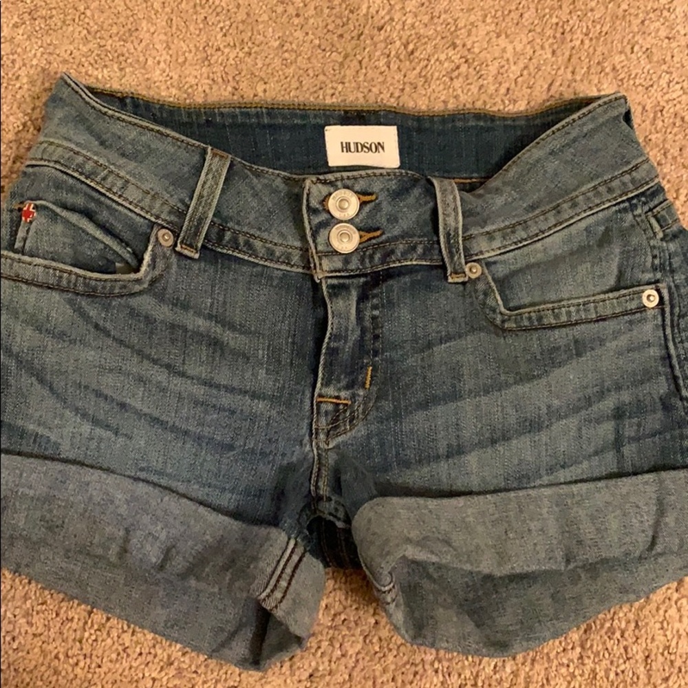 Hudson Mid-Thigh Shorts